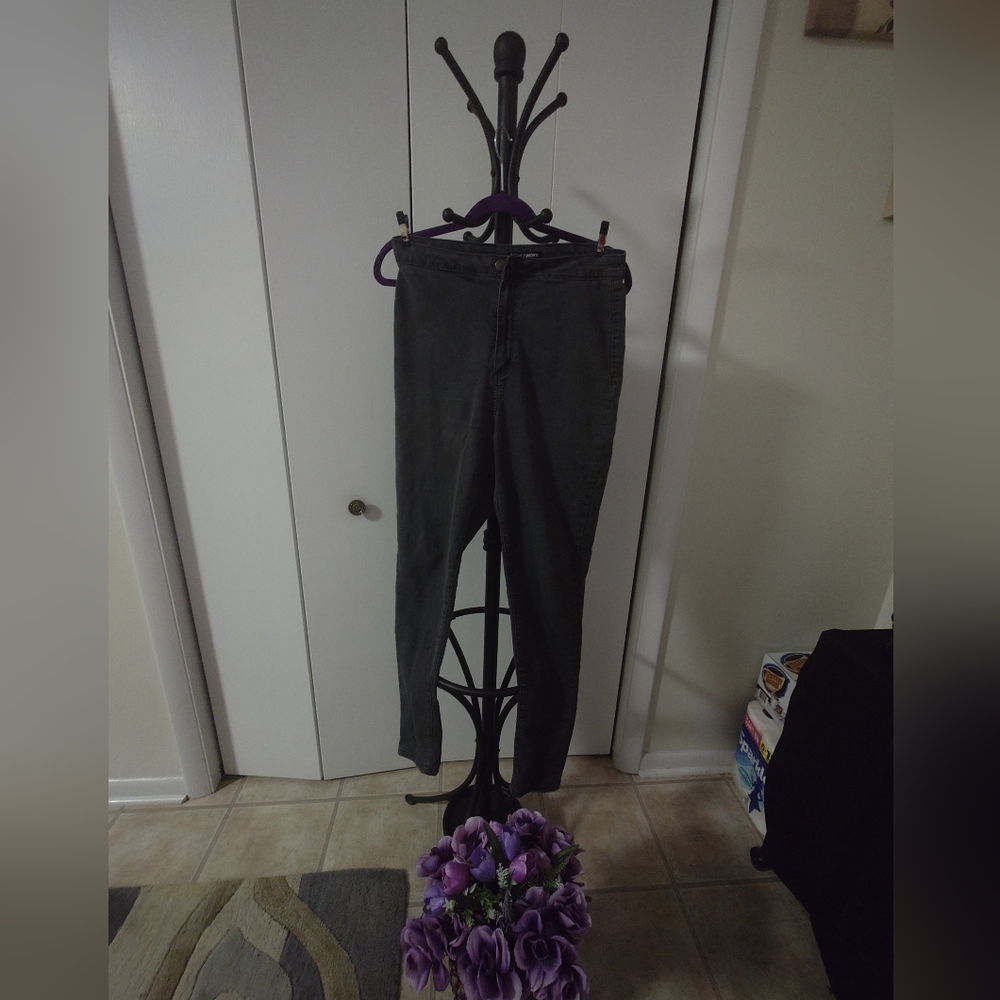H&M Charcoal Stretch Pants